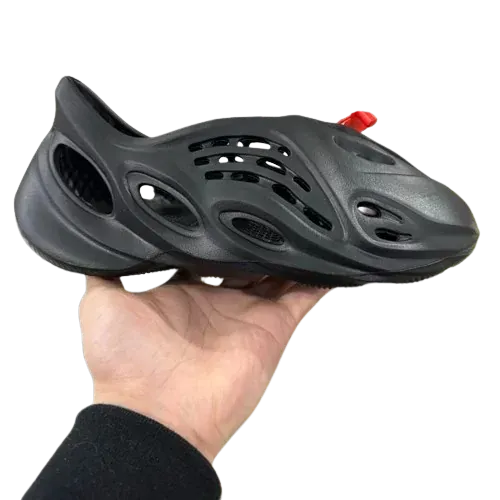Yeezy Foam Runner (15 Colorways)