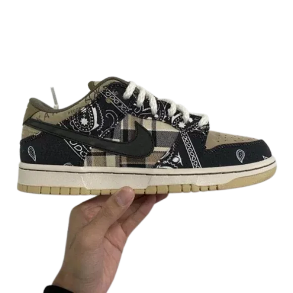 Travis Scott Dunks